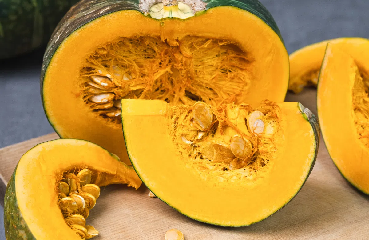 Người bị gout có nên ăn bí đỏ không