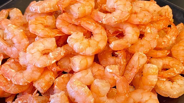 Người bị gout có ăn được tôm khô không?